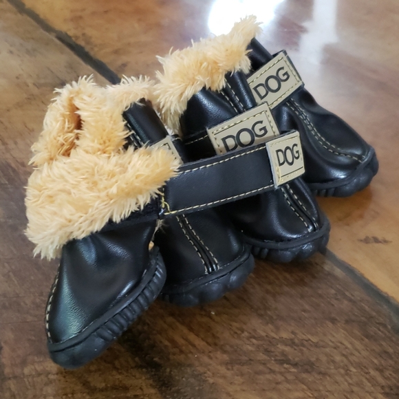 3/$15 💕 DOG BOOTIES 🐕 - Picture 9 of 9